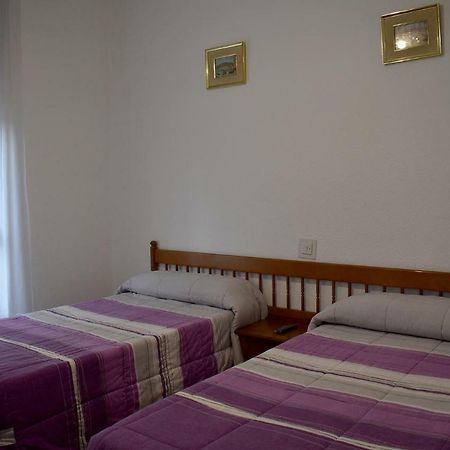 Hostal Oviedo Otel León Dış mekan fotoğraf