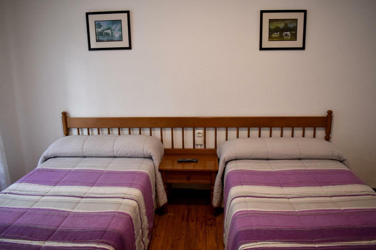 Hostal Oviedo Otel León Dış mekan fotoğraf