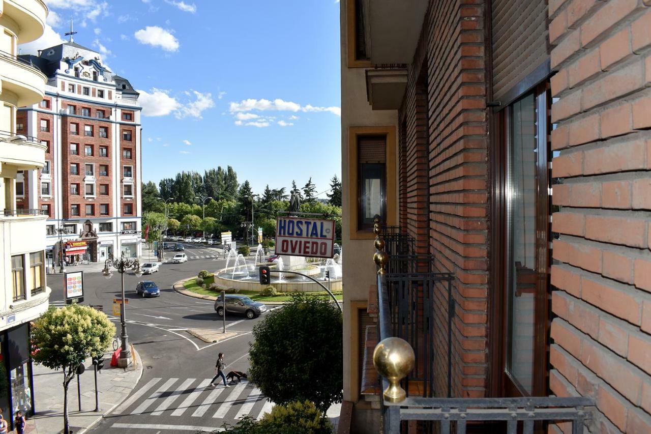 Hostal Oviedo Otel León Dış mekan fotoğraf